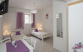 Summer Bay Apartments